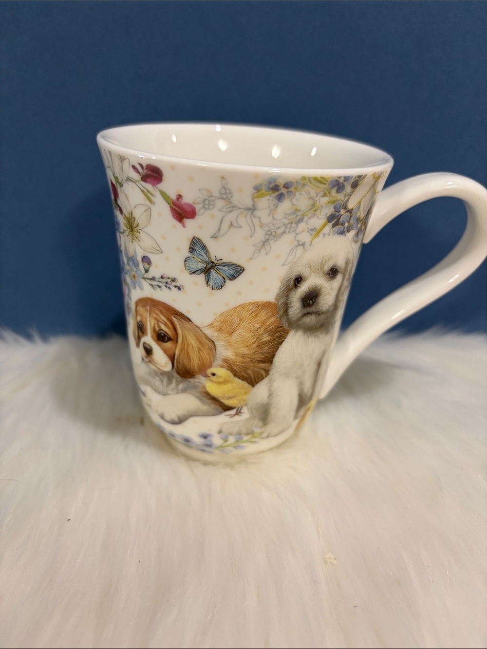 White Ceramic Pet-Themed Mug with Puppies and Floral Design